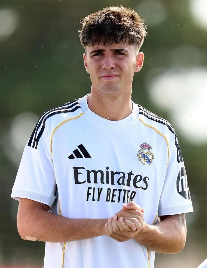 ريال مدريد يعلن رسميًا انتقال فيكتور فالديبيناس إلى فيورنتينا مع الاحتفاظ بنسبة من حقوقة
